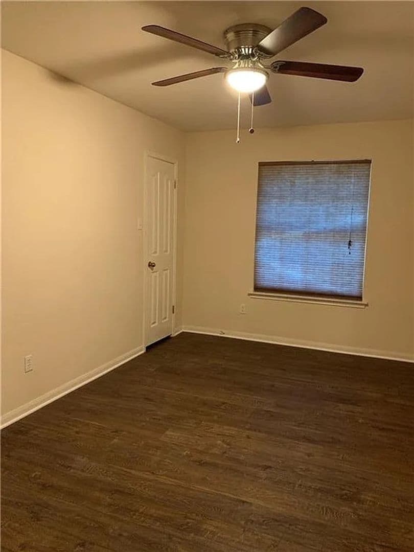 Round Rock House: 1724 Fort Grant Dr