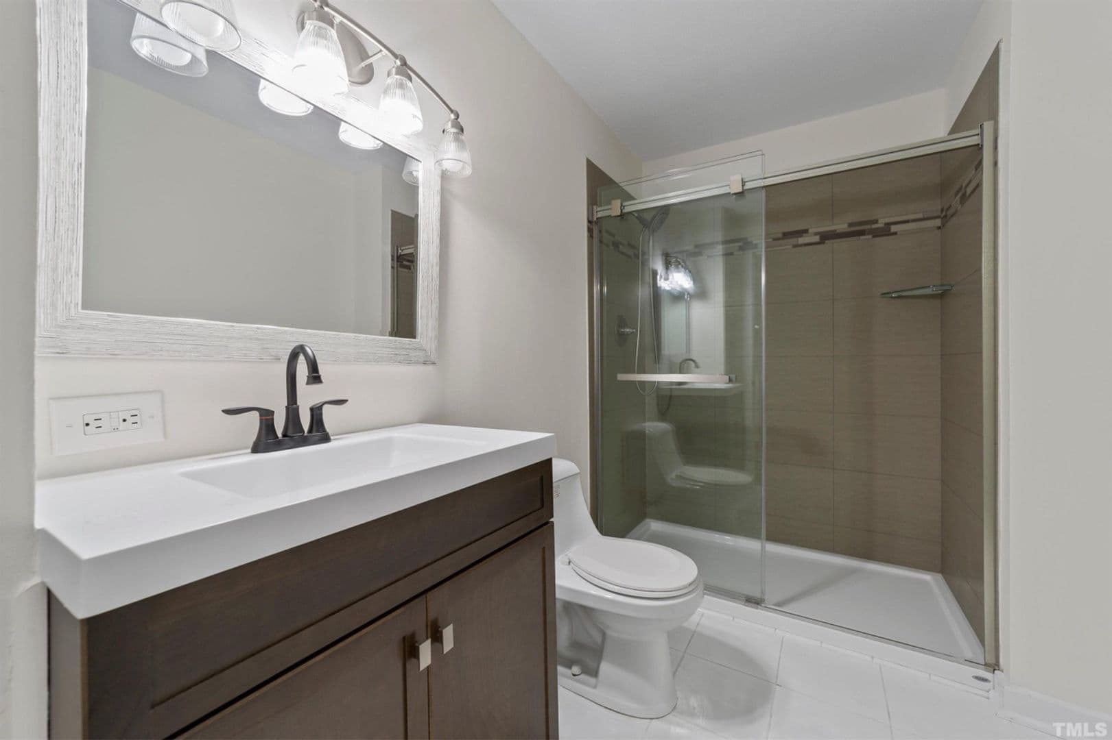 Garner House: 1304 Buckingham Rd