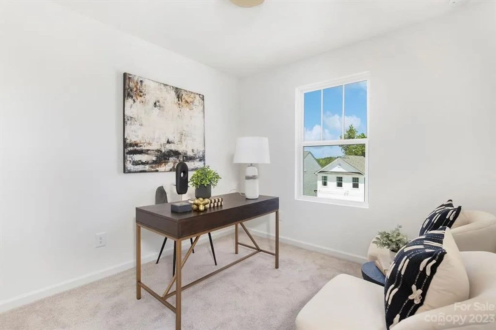 Charlotte House: 15128 Scoter St
