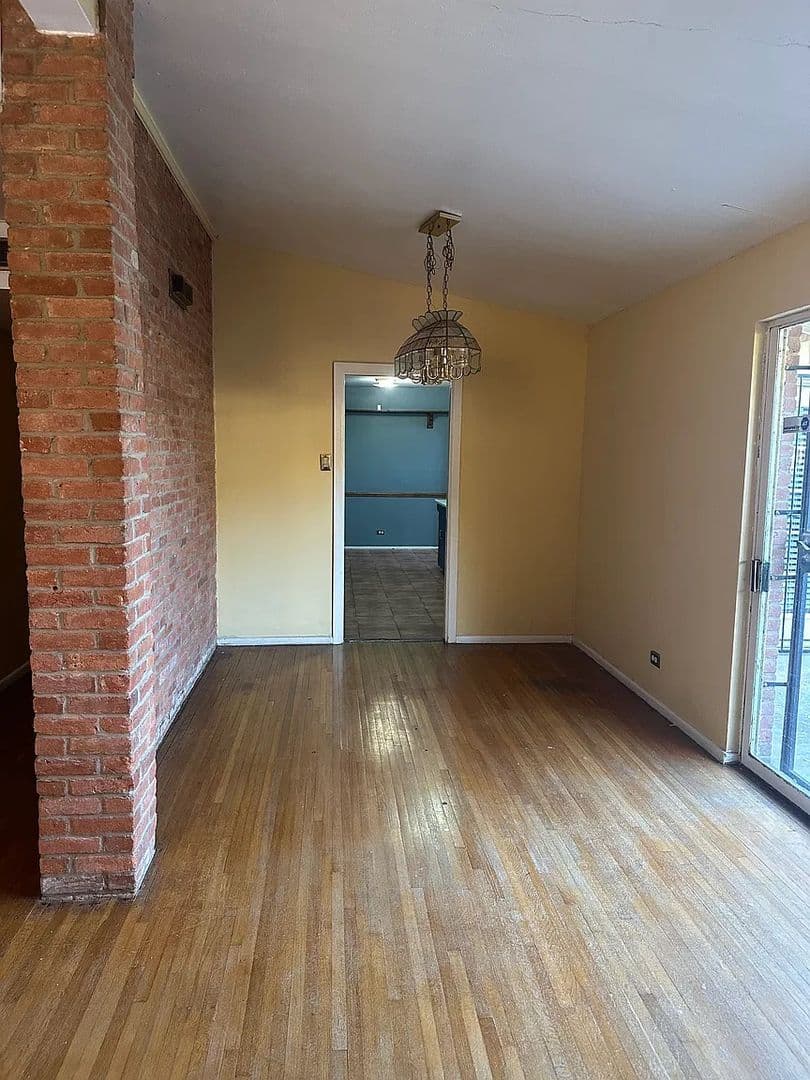 San Antonio House: 1203 Arroya Vista Dr