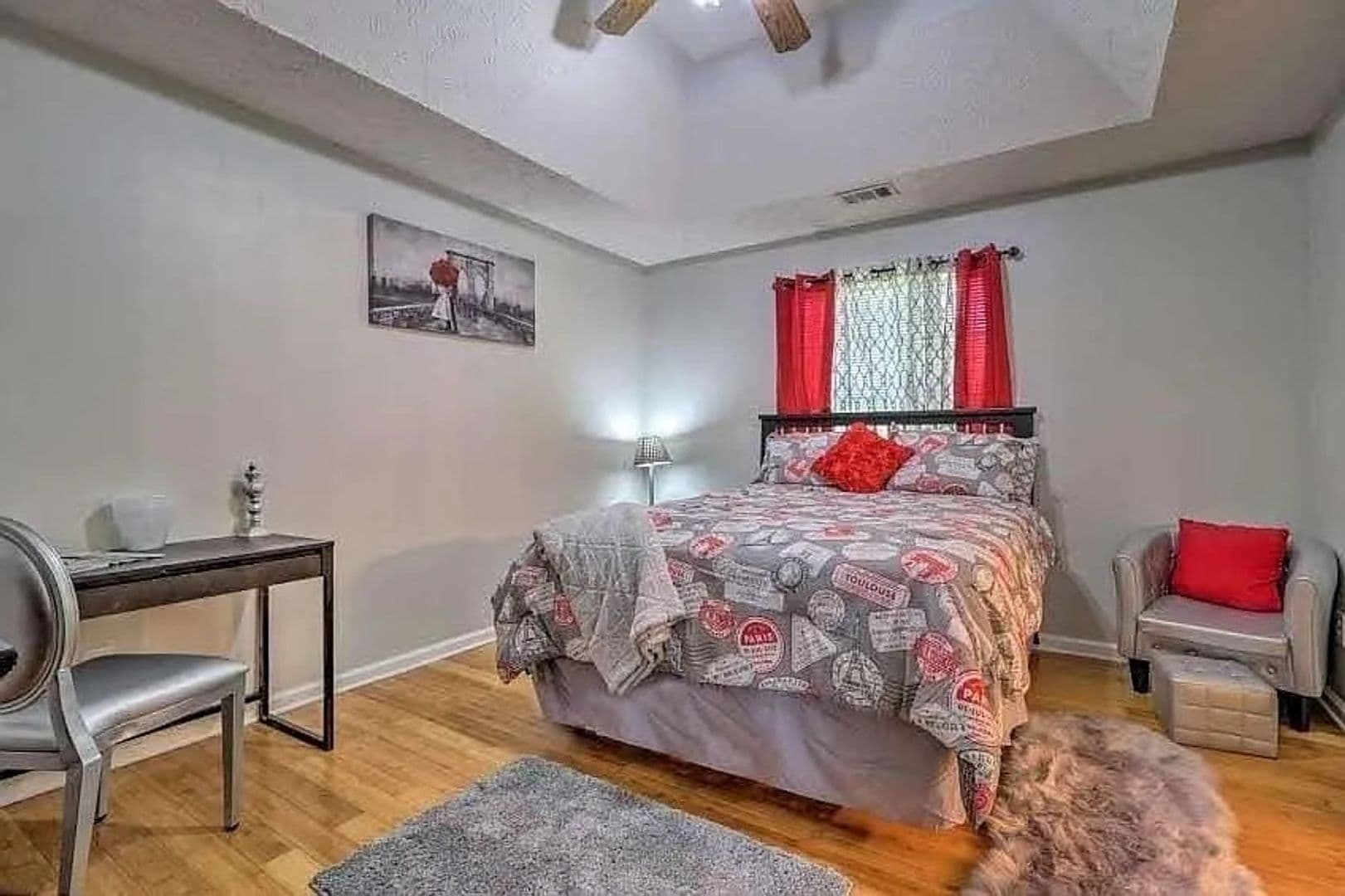 Hapeville House: 483 Oak Dr