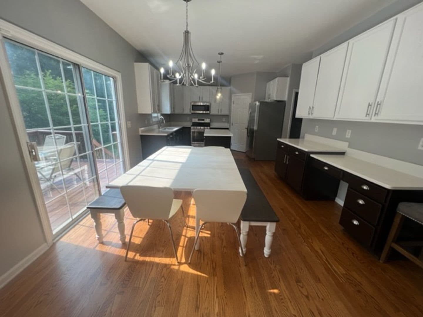 Apex House: 2119 Abby Knoll Dr