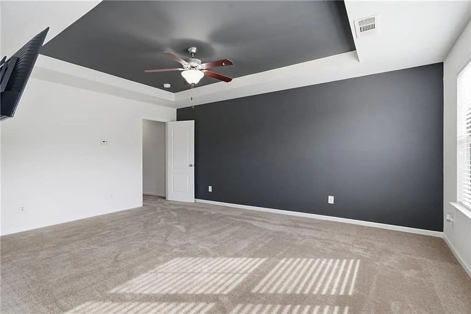Lilburn House: 1697 Paxton Dr SW