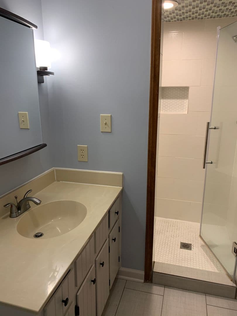 Raleigh House: 2625 Sawmill Rd