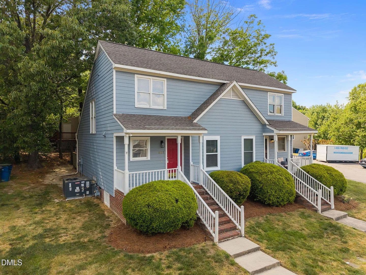 Raleigh House: 1627 Oakland Hills Way