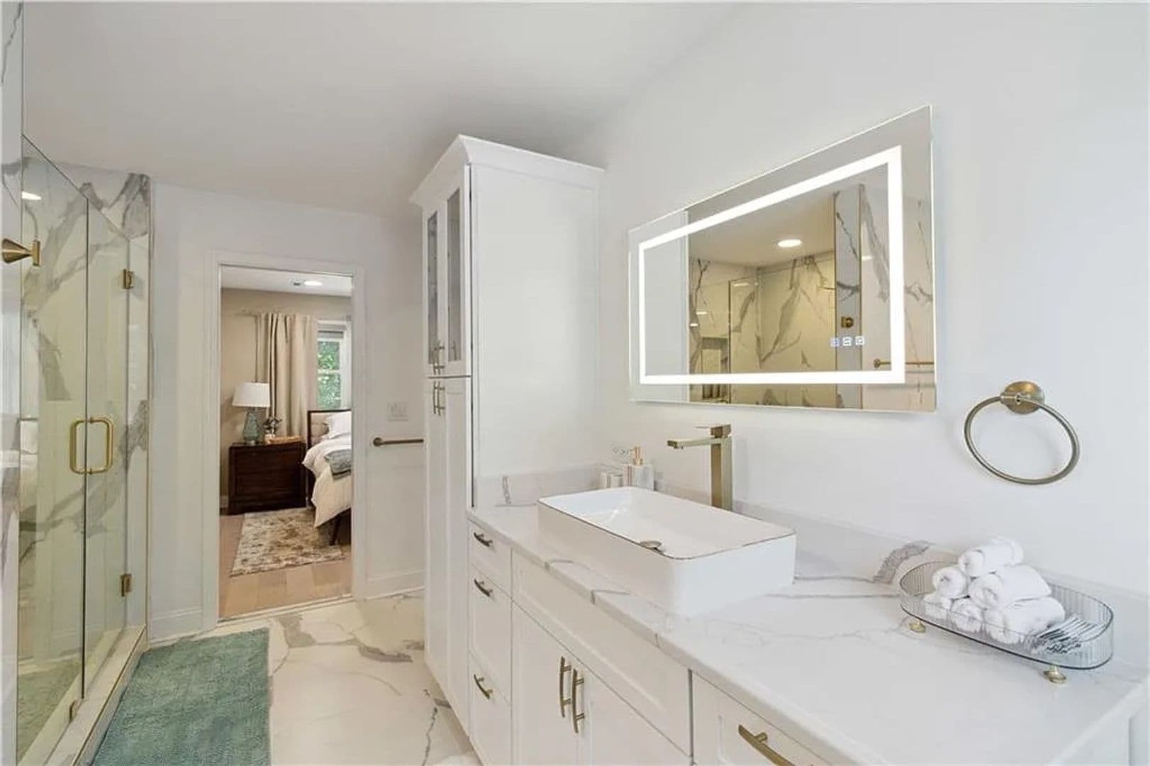 Duluth House: 4909 Glenwhite Dr