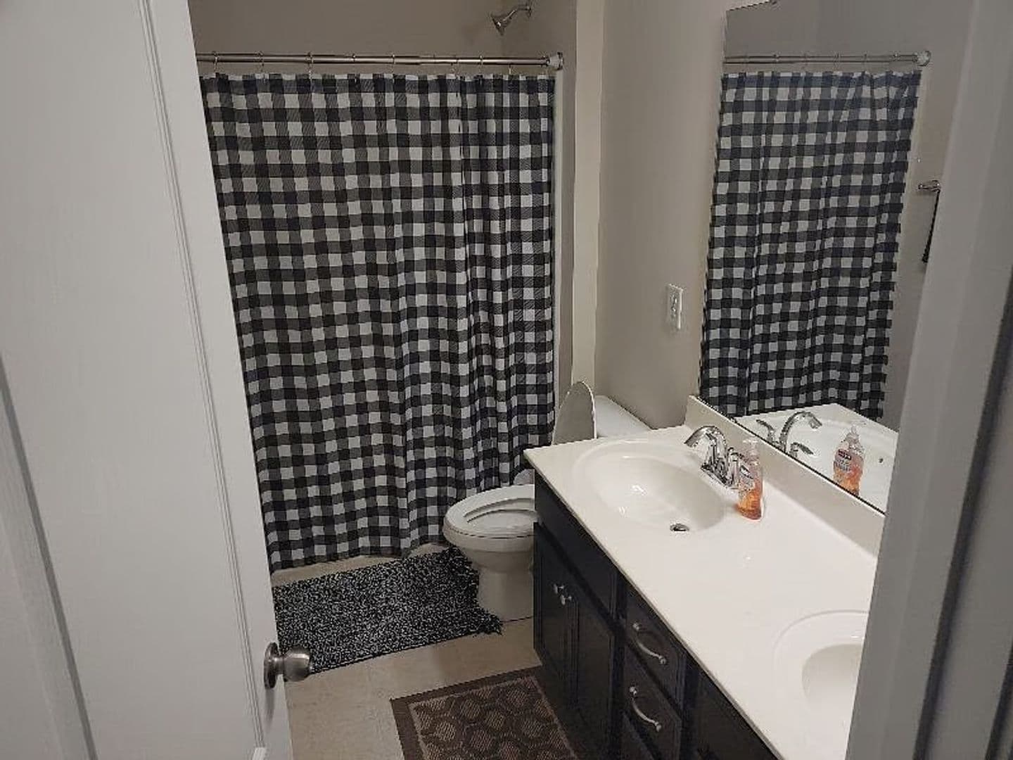 Pineville House: 14420 Green Birch Dr