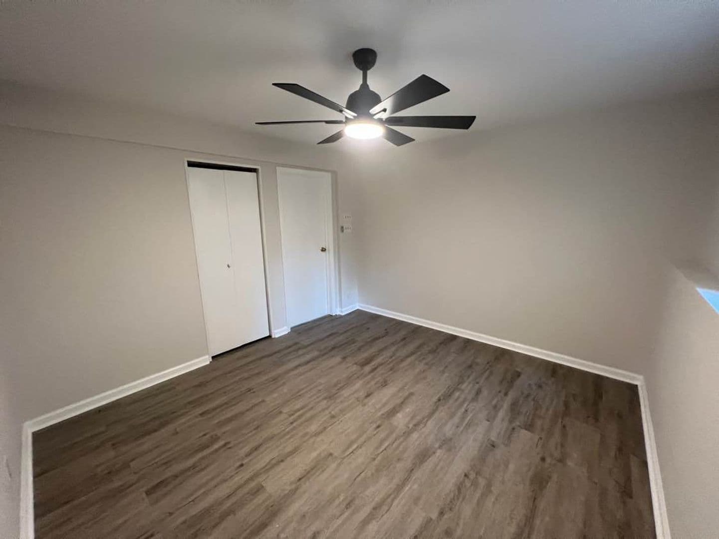 Raleigh House: 2824 Henslowe Dr