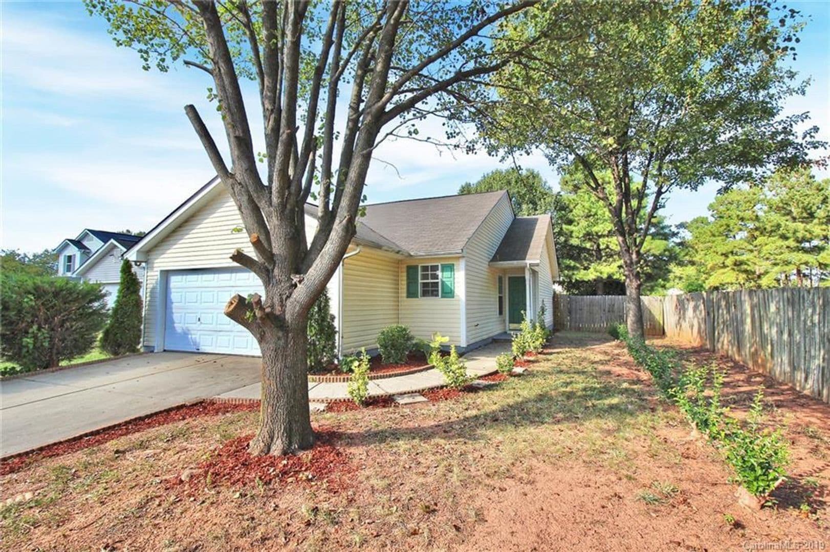 Charlotte House: 204 Tom Hunter Rd