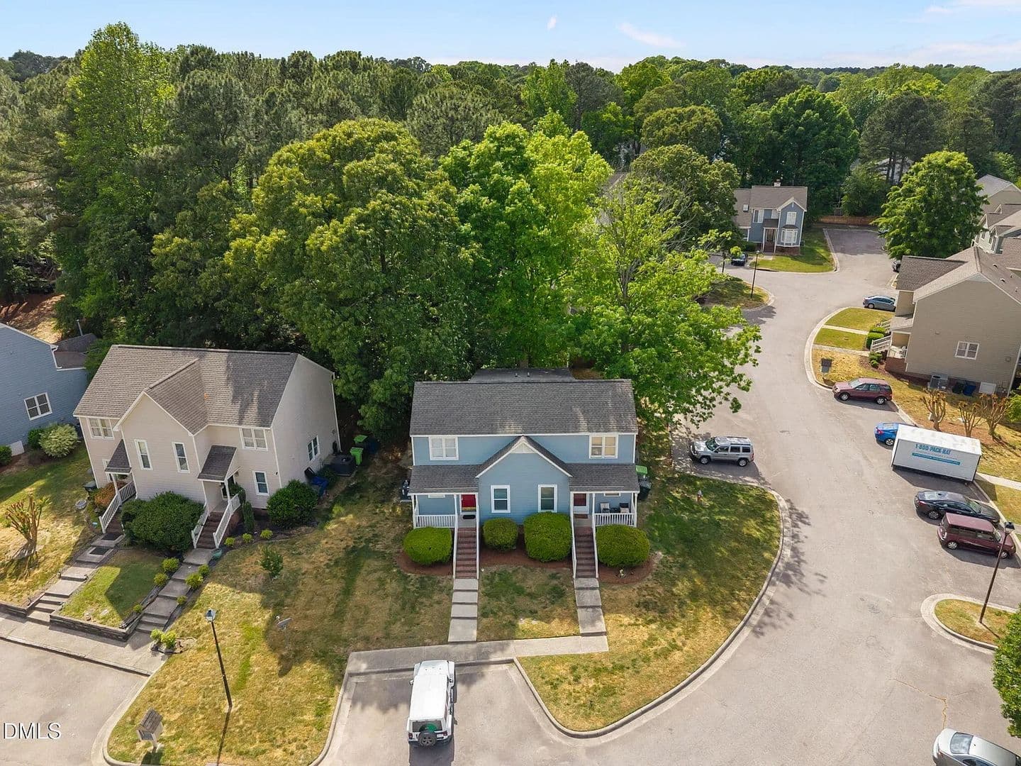 Raleigh House: 1627 Oakland Hills Way
