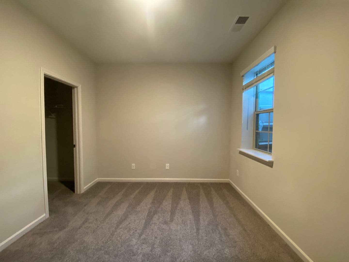 Charlotte House: 9436 Ainslie Downs St