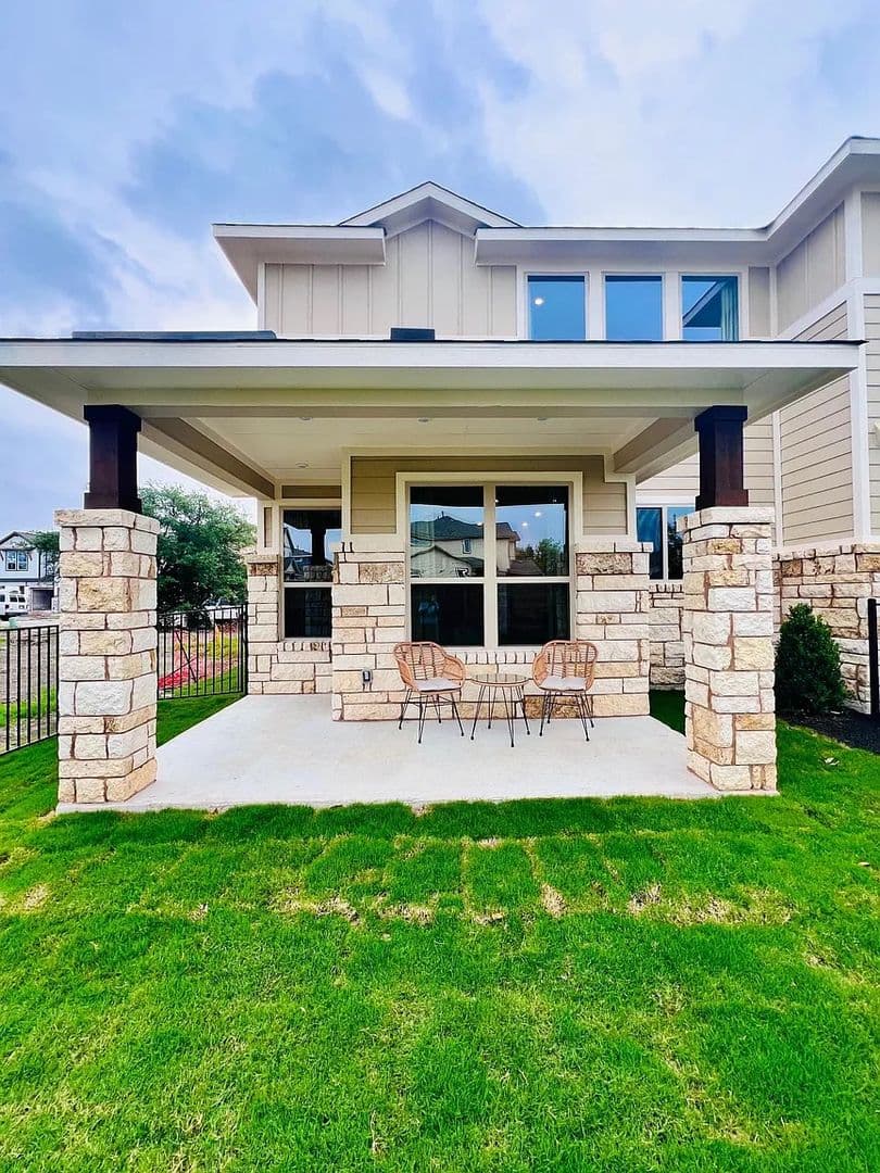 Pflugerville House: 2203 Cowbird Path