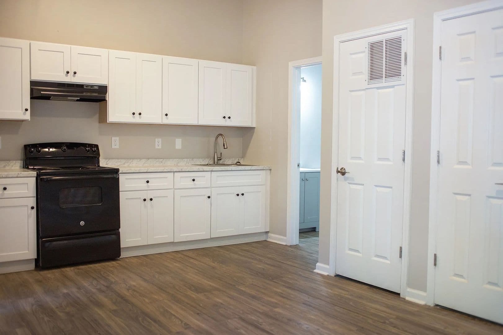 Atlanta House: 1631 Stanton Rd SW