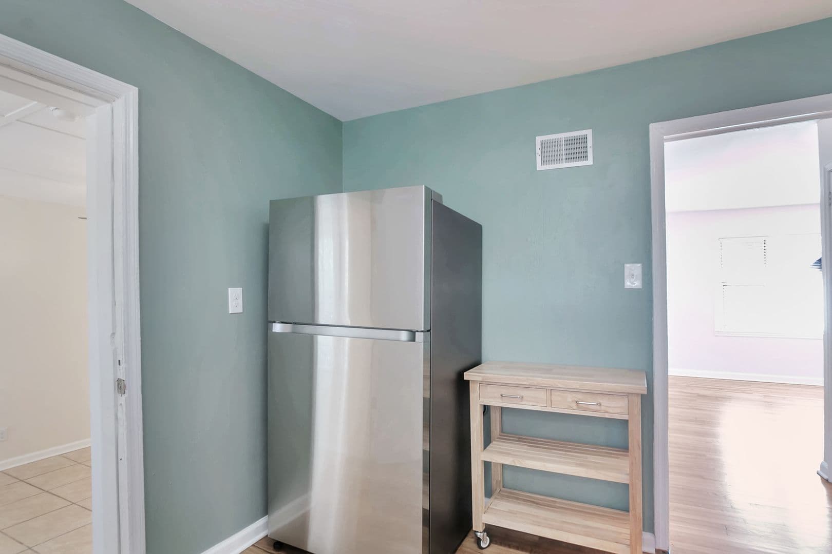 Decatur House: 3036 Santa Monica Dr