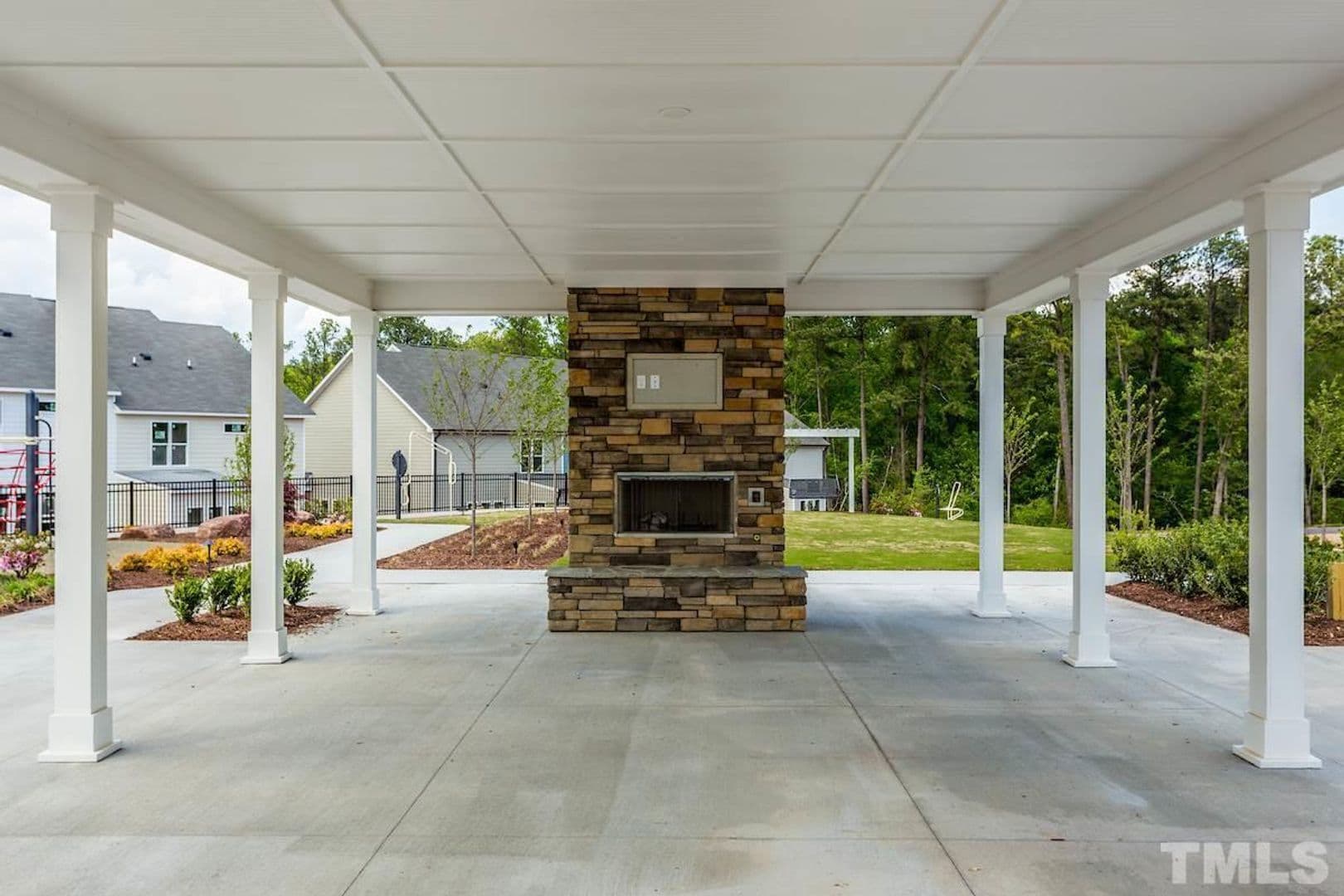 Durham House: 88 Whitesell Way