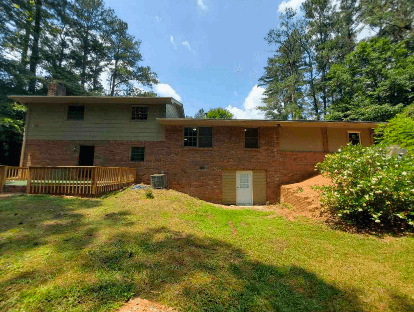 Atlanta House: 2800 Butner Rd