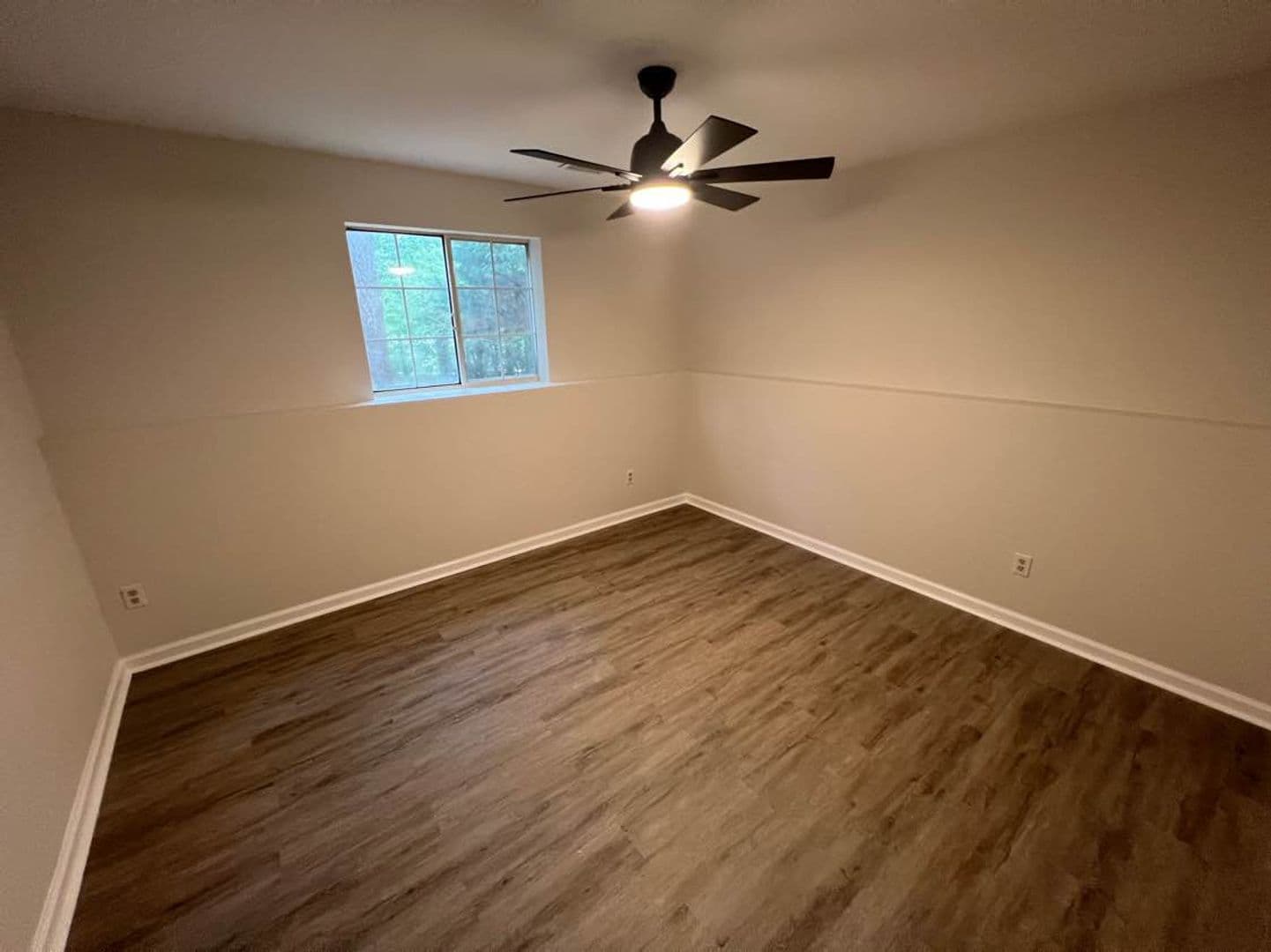 Raleigh House: 2824 Henslowe Dr