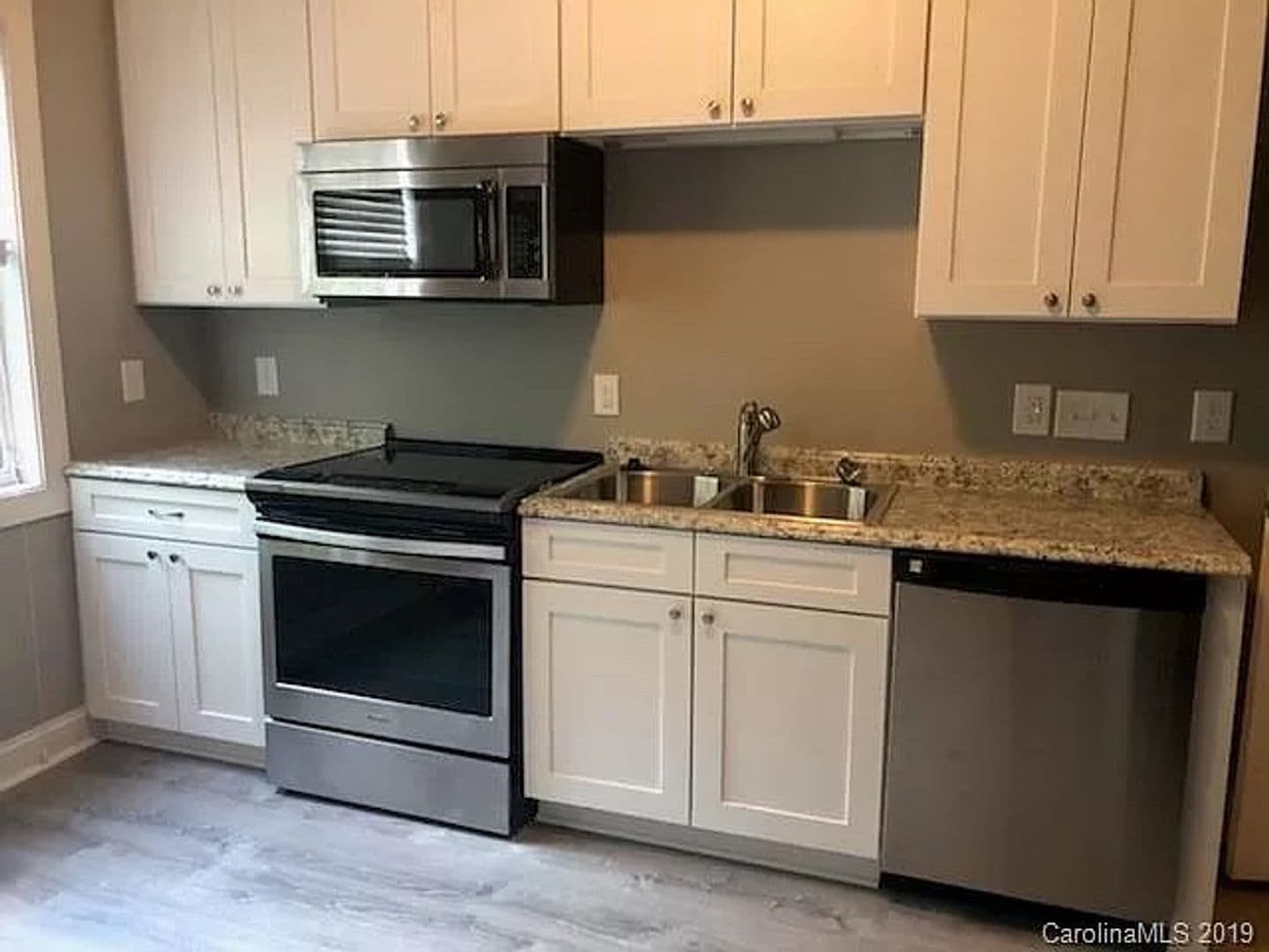 Charlotte House: 2119 Priory Ct
