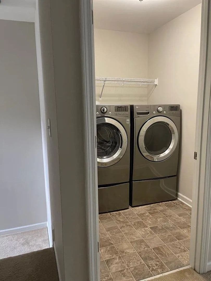Holly Springs House: 235 Cypress Hill Ln