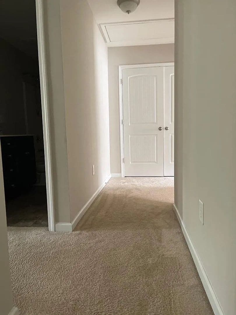 Holly Springs House: 235 Cypress Hill Ln