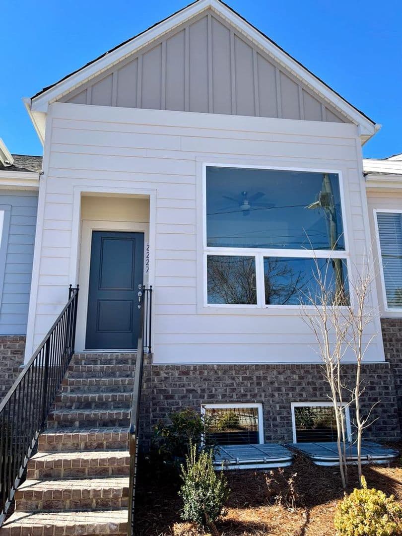 Charlotte House: 2227 Statesville Ave