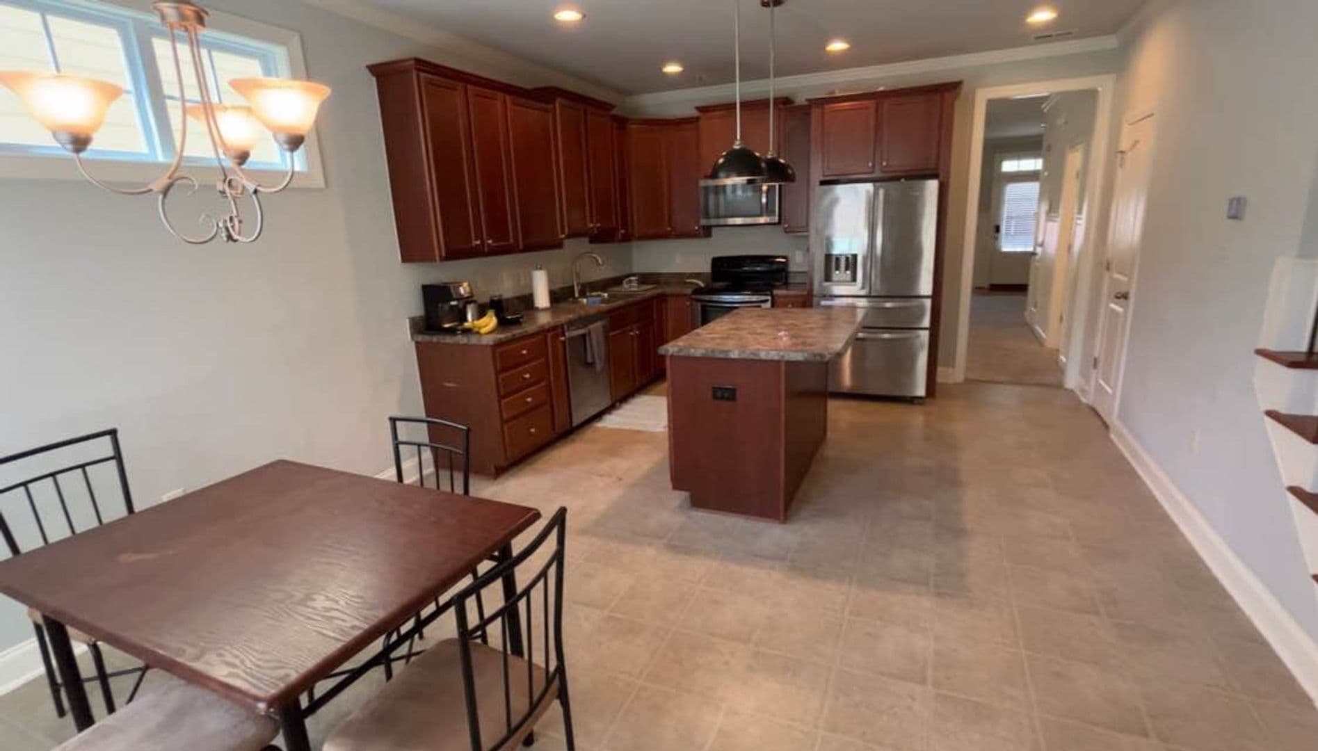 Apex House: 109 Windy Creek Ln
