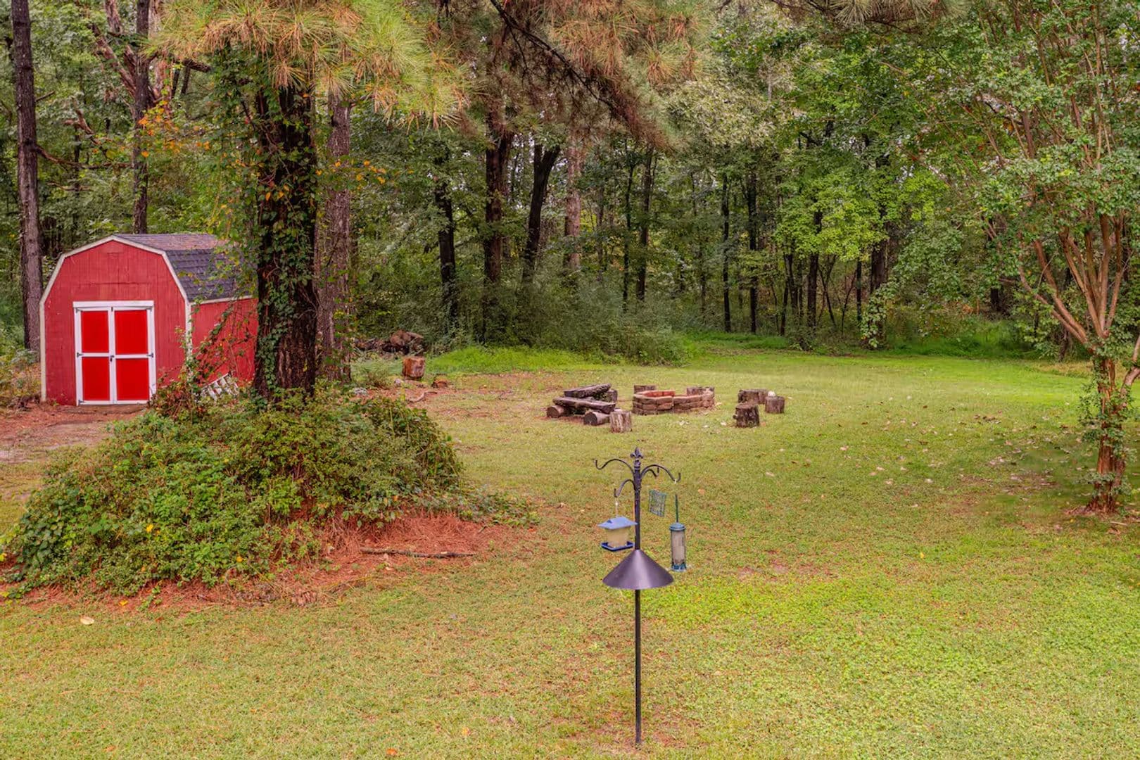 Youngsville House: 7000 Sandy Pines Dr