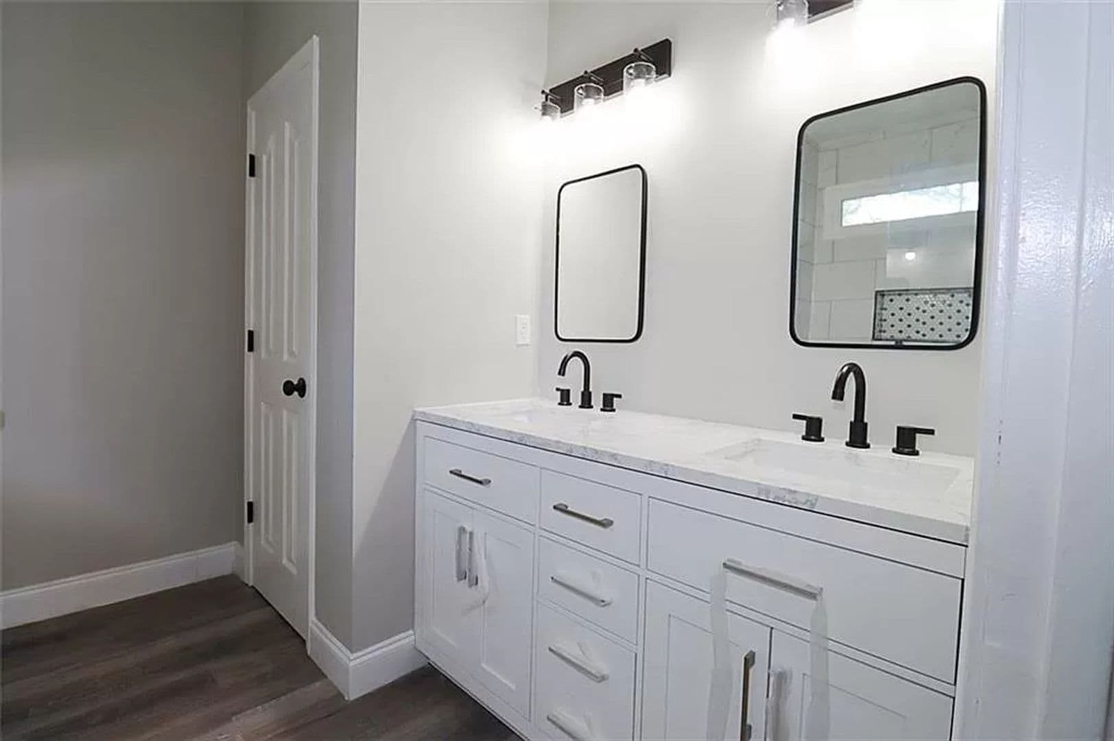 Atlanta House: 197 Polar Rock Rd SW
