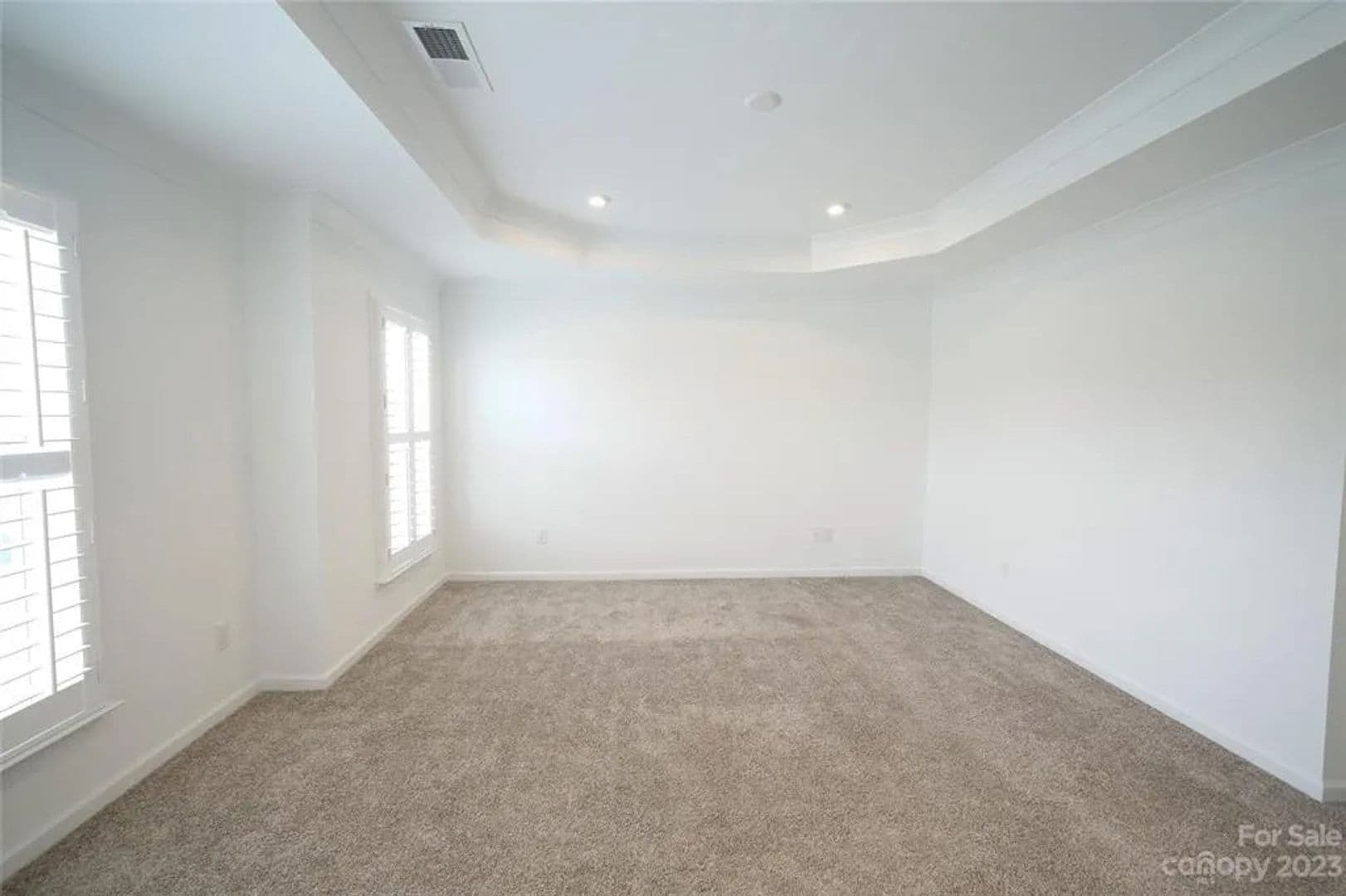 Charlotte House: 22047 Lani Dr