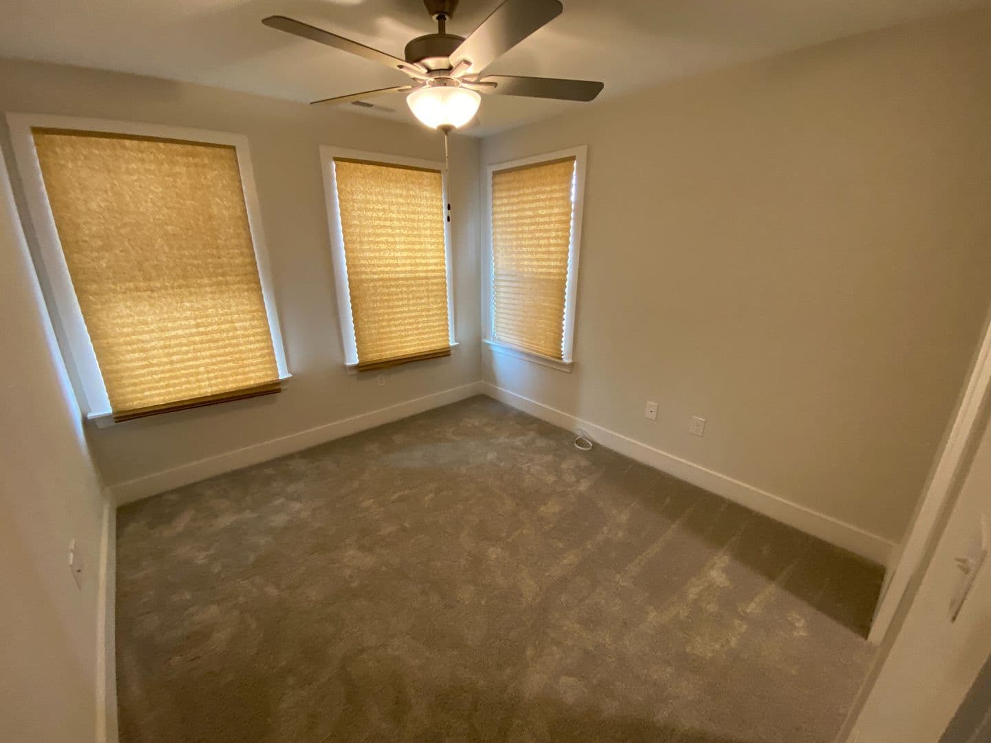 Durham House: 1706 Merrick St