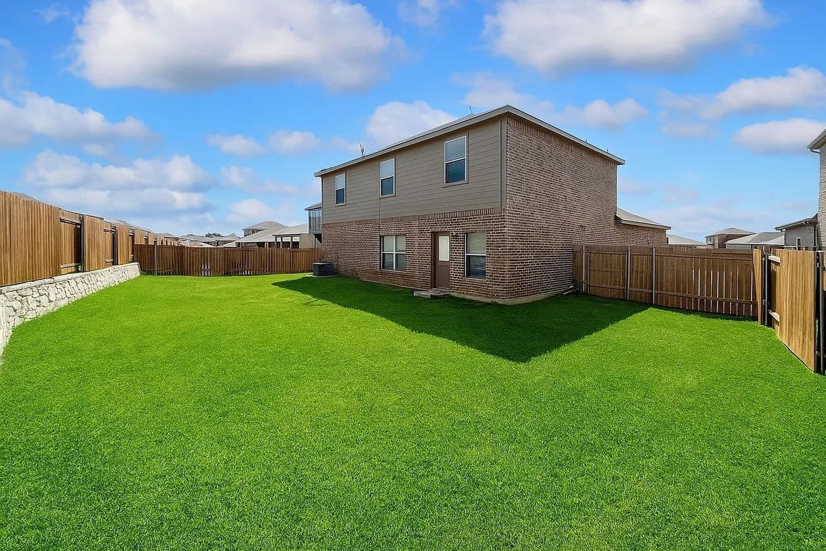 Ferris House: 913 Serena Dr