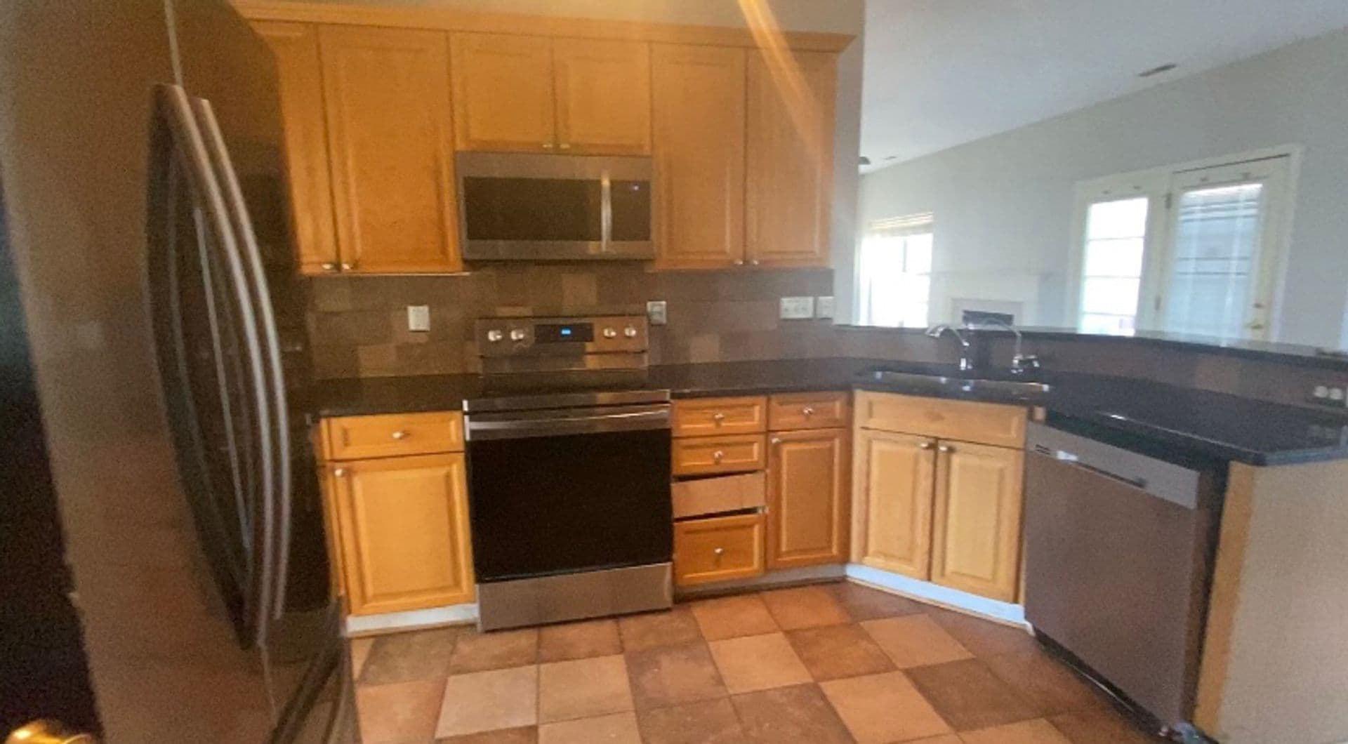 Charlotte House: 12129 Hampton Pl Dr