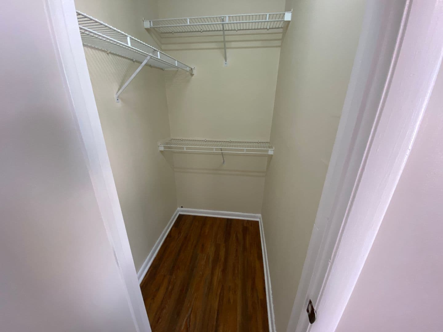 Raleigh House: 1251 #002 University Ct