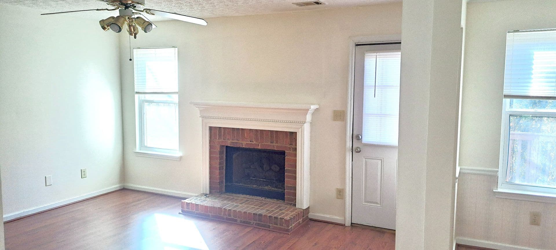 Marietta House: 567 Caloosa Cove SW