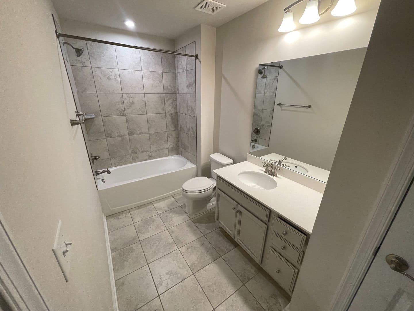Monroe House: 1116 Stella Ct