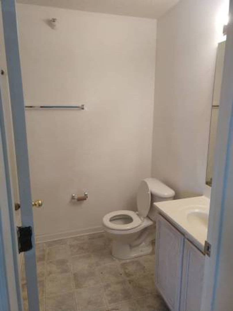 Raleigh House: 3770 #304 Pardue Woods Pl