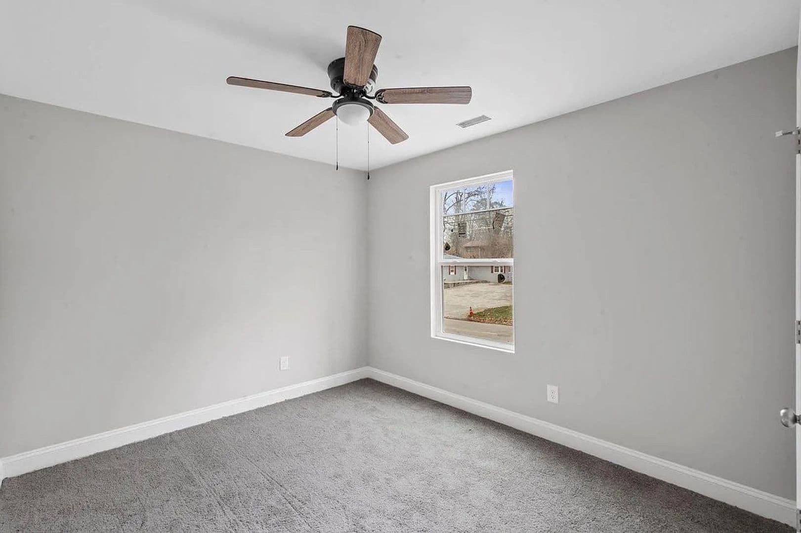Charlotte House: 2628 Kenhill Dr