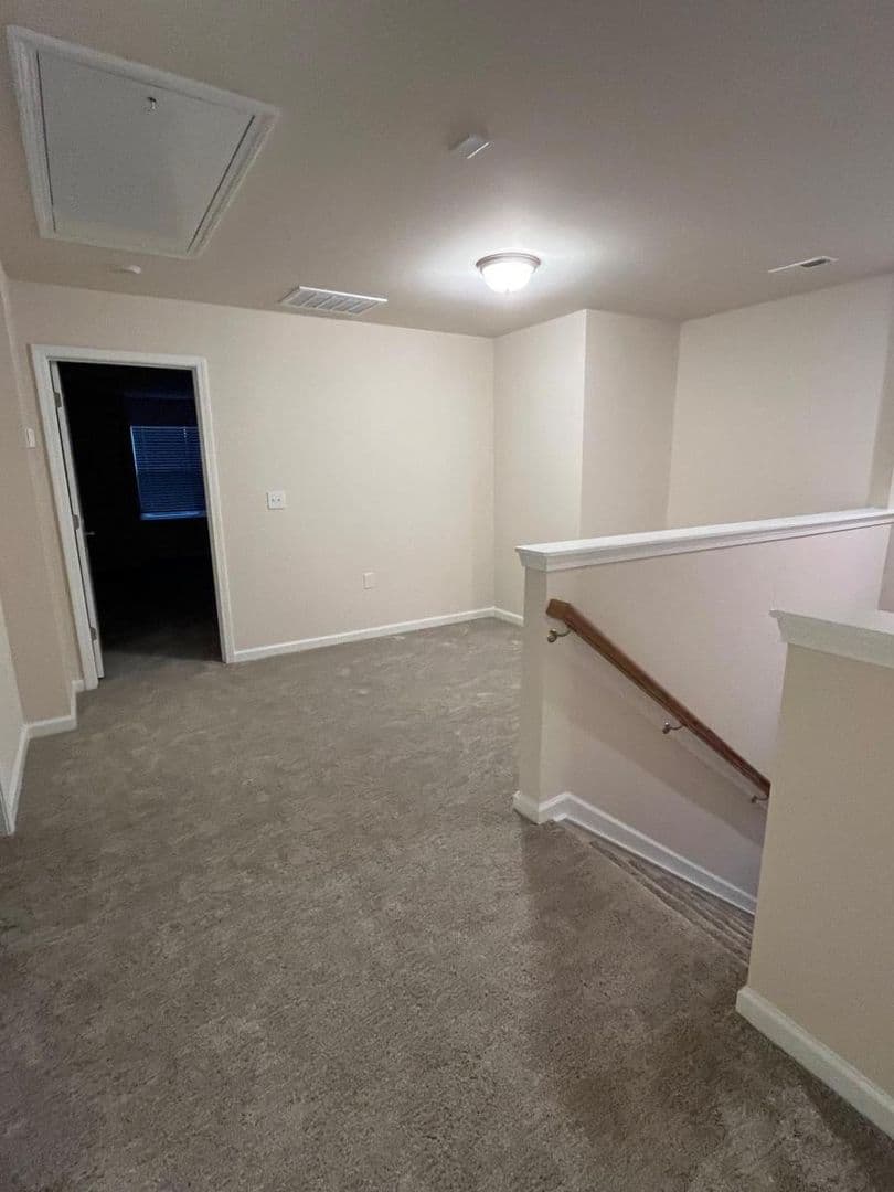 Raleigh House: 5600 Preveza Pl
