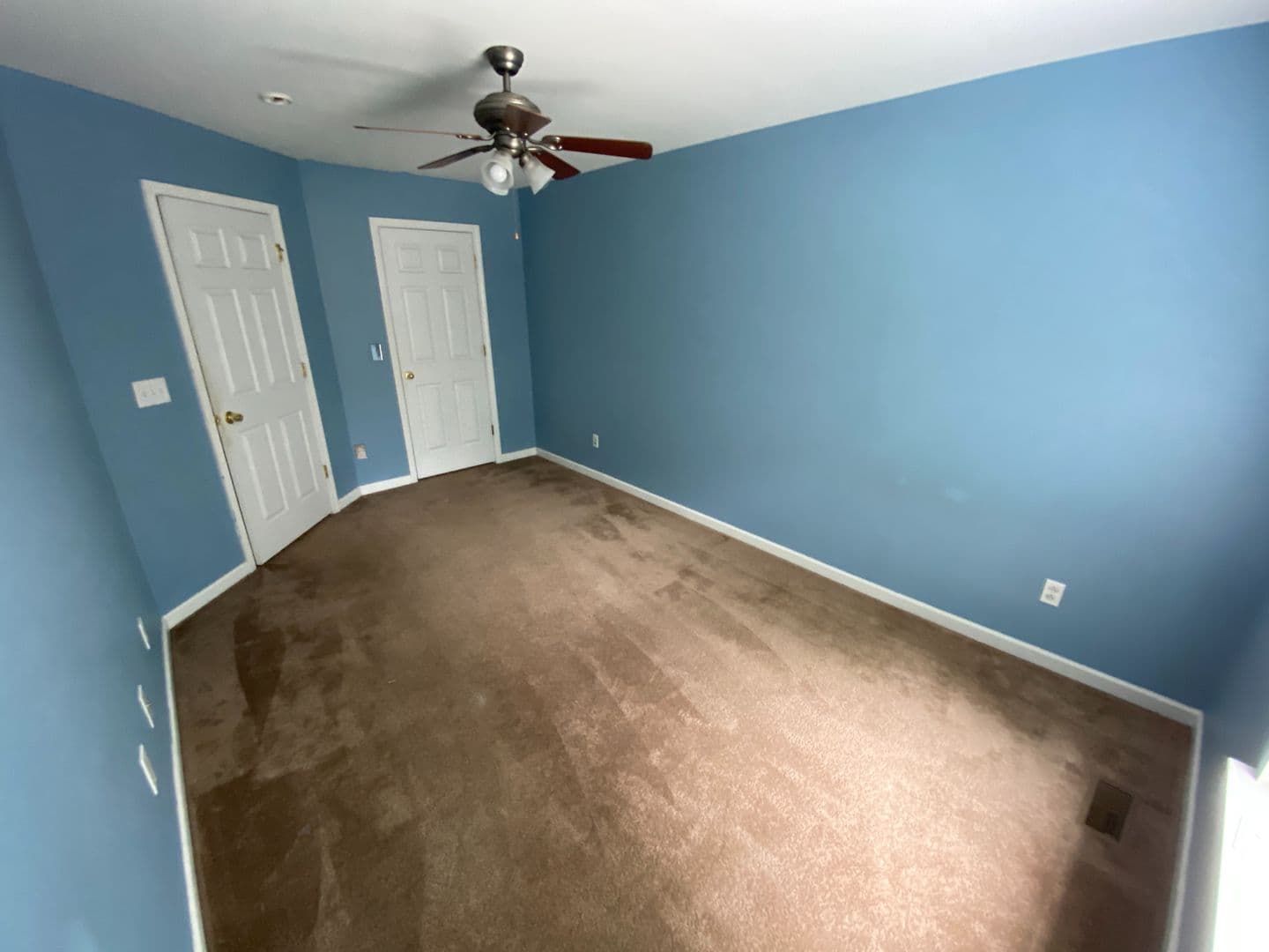 Raleigh House: 3011 #106 Barrymore St