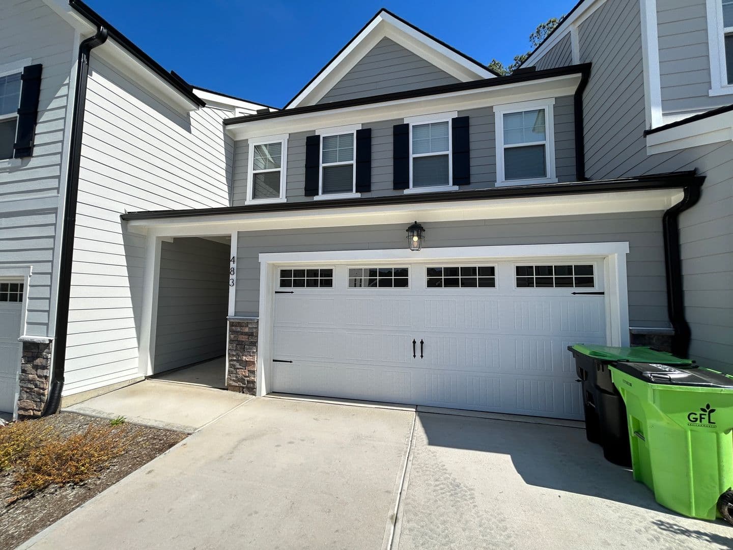 Cary House: 483 Clark Creek Ln