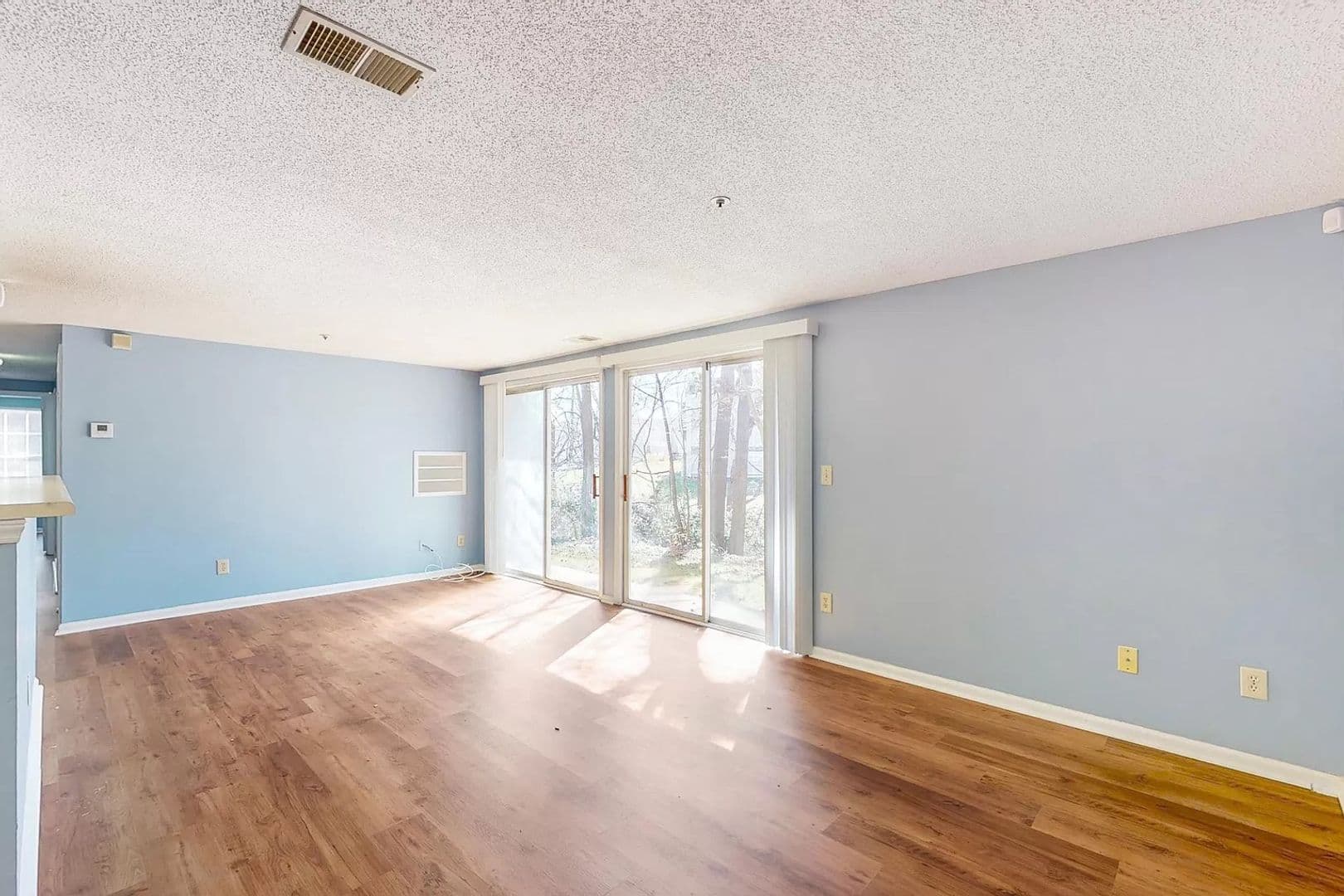 Charlotte House: 1610 #B Arlyn Cir