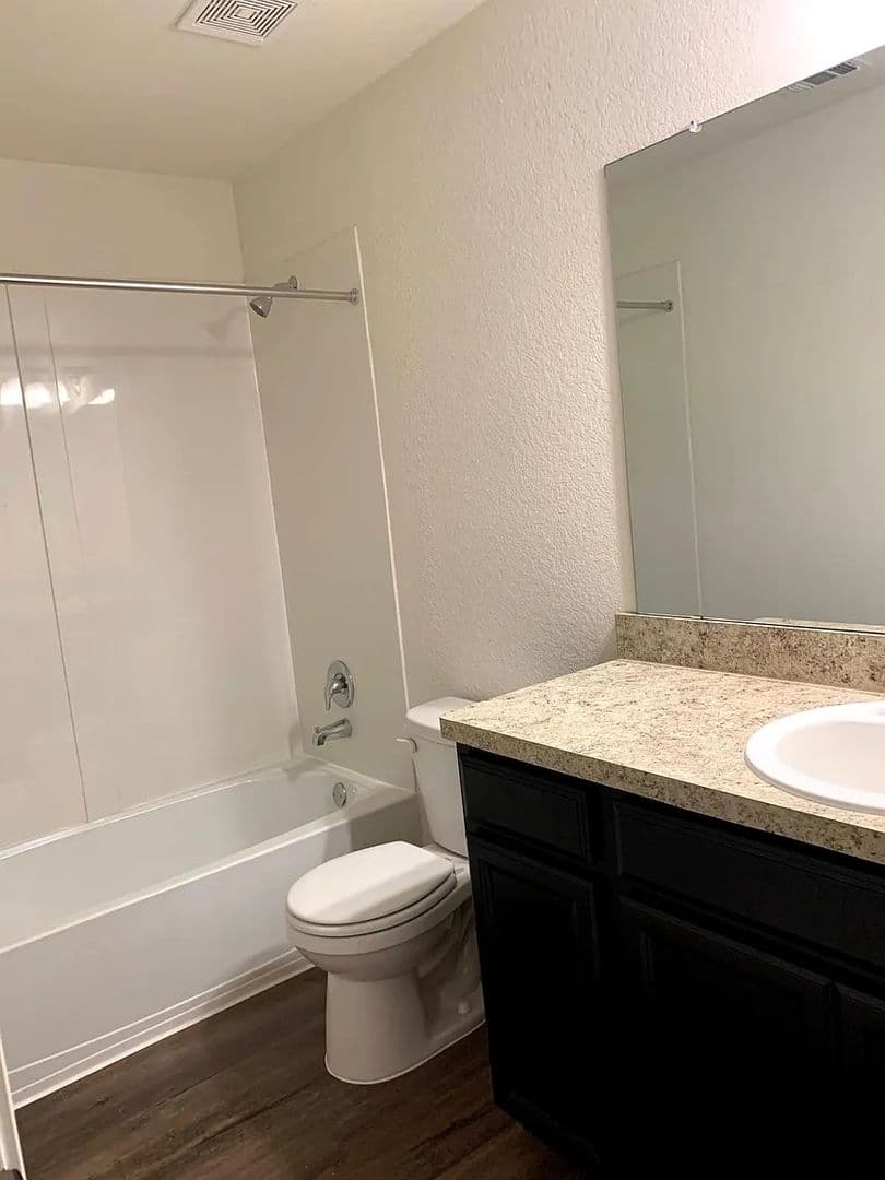 Kyle House: 178 Shiro Dr