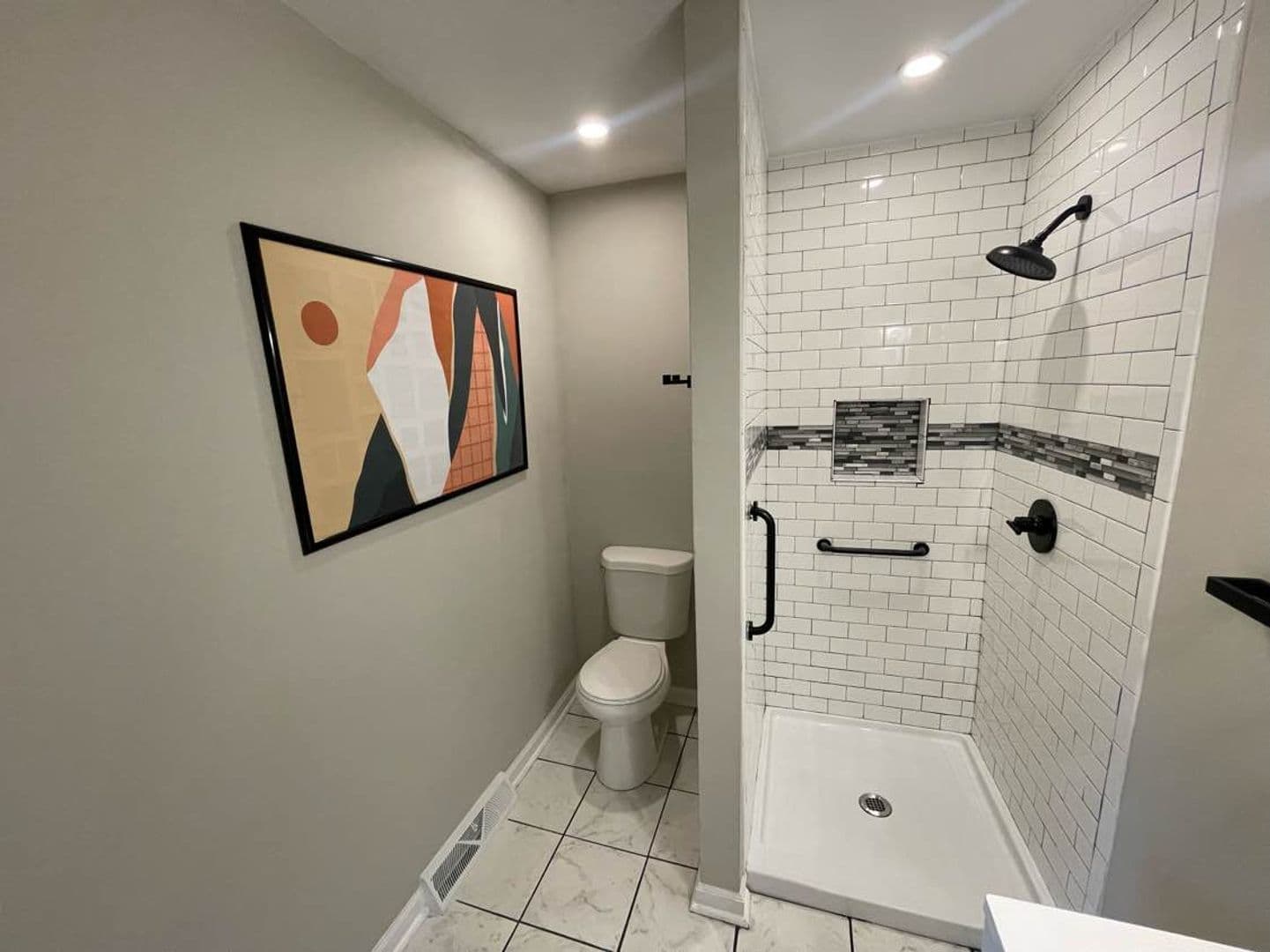 Charlotte House: 3400 Cricketeer Dr