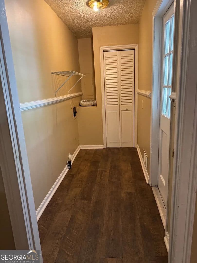 Covington House: 75 Barber Rd