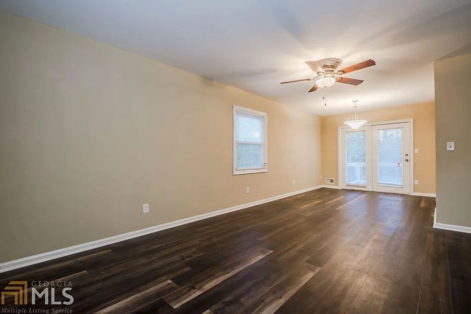 Lawrenceville House: 537 Reba Rd