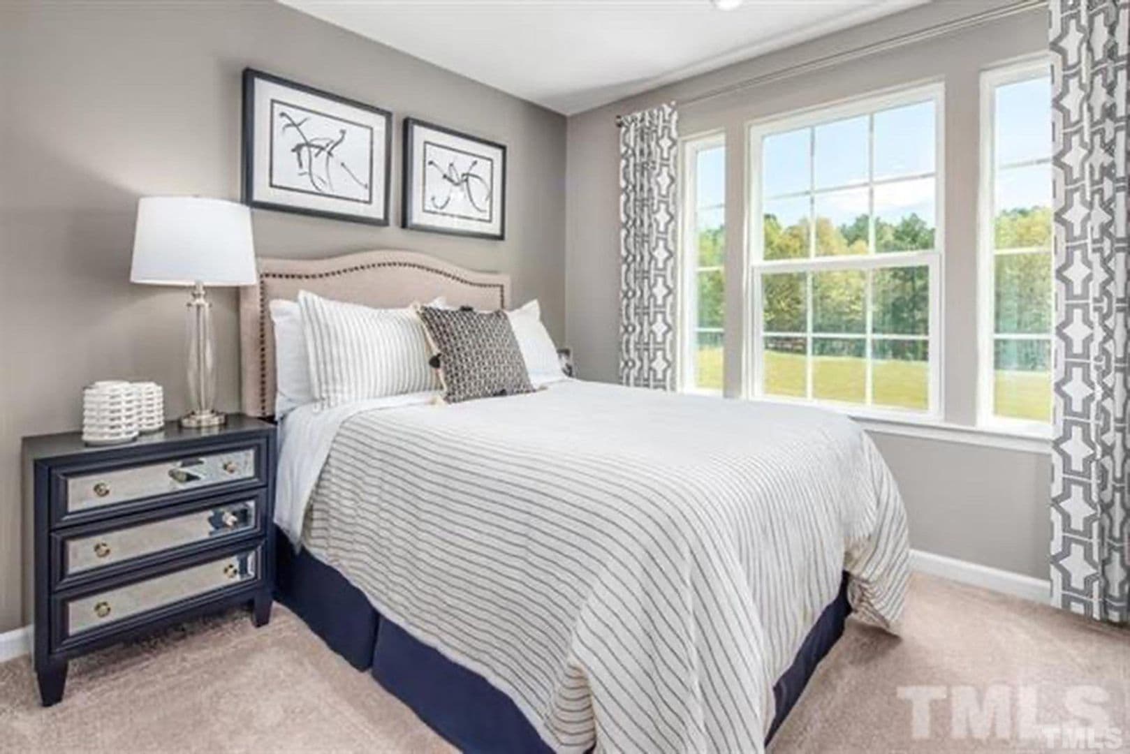 Raleigh House: 6500 Pathfinder Wy
