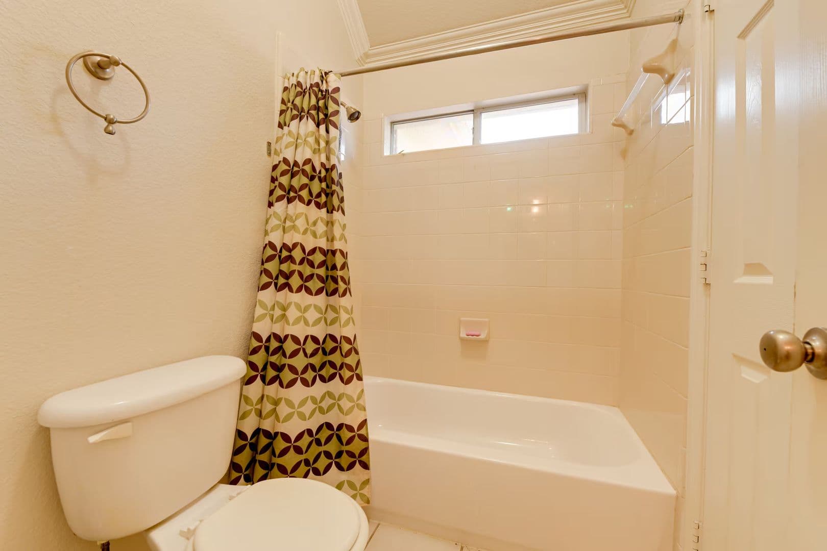 Grand Prairie House: 3015 England Pkwy