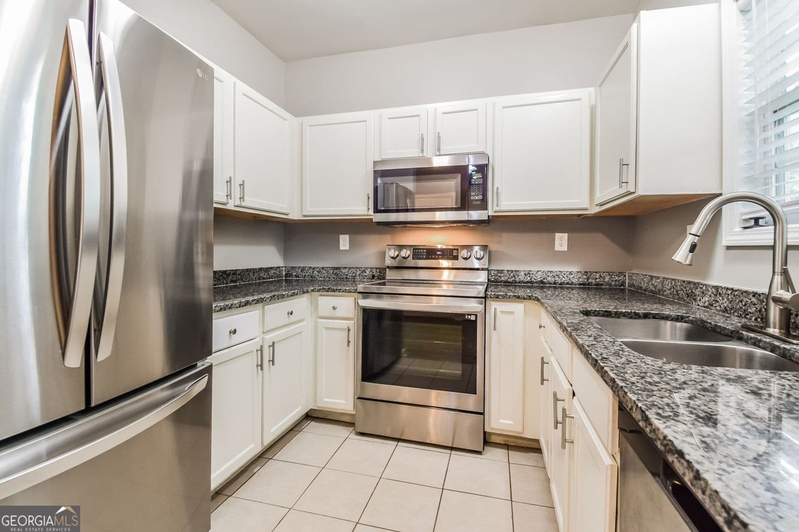 Atlanta House: 2542 Etheridge Dr NW