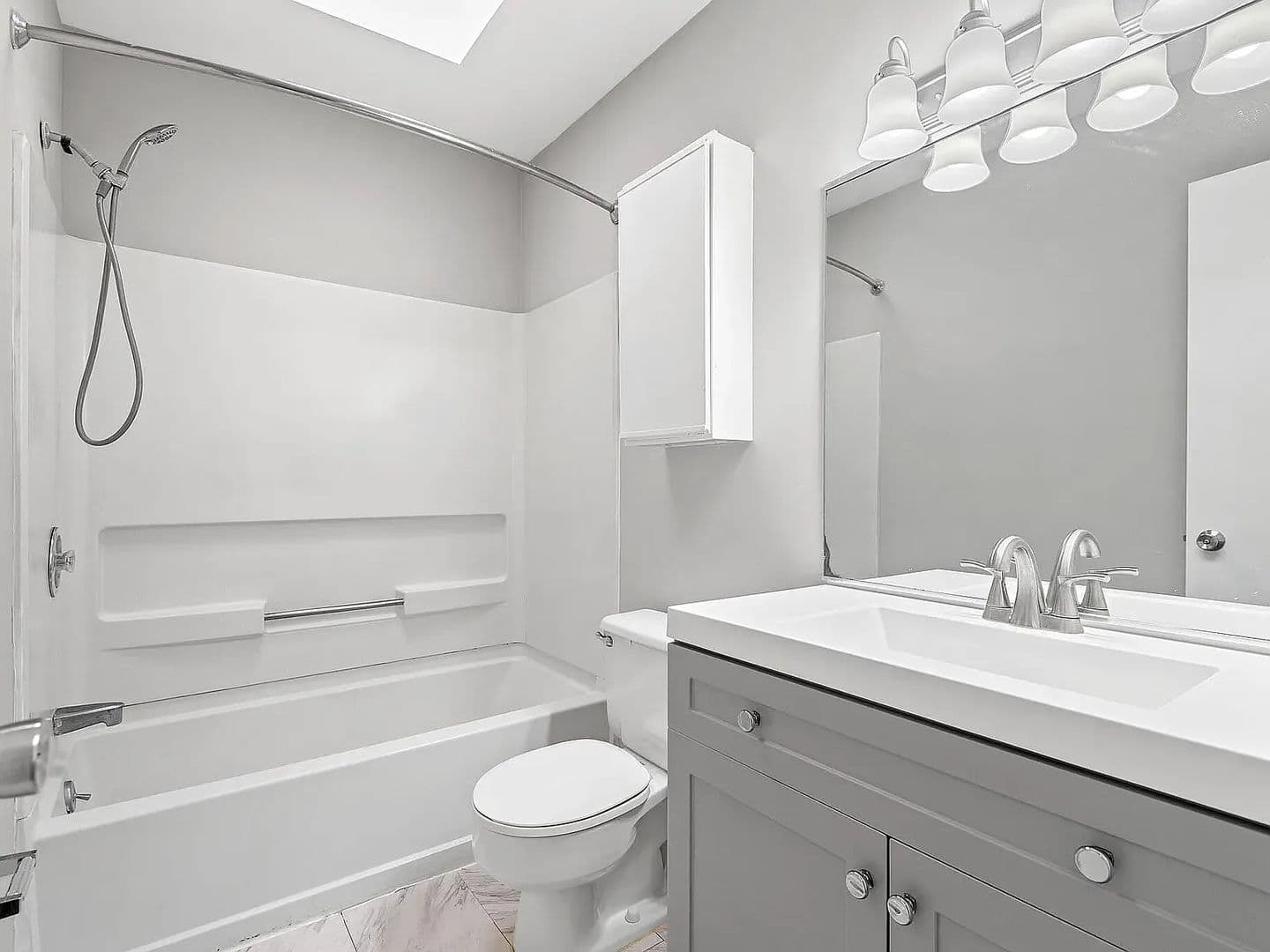 Chapel Hill House: 230 Finley Forest Dr