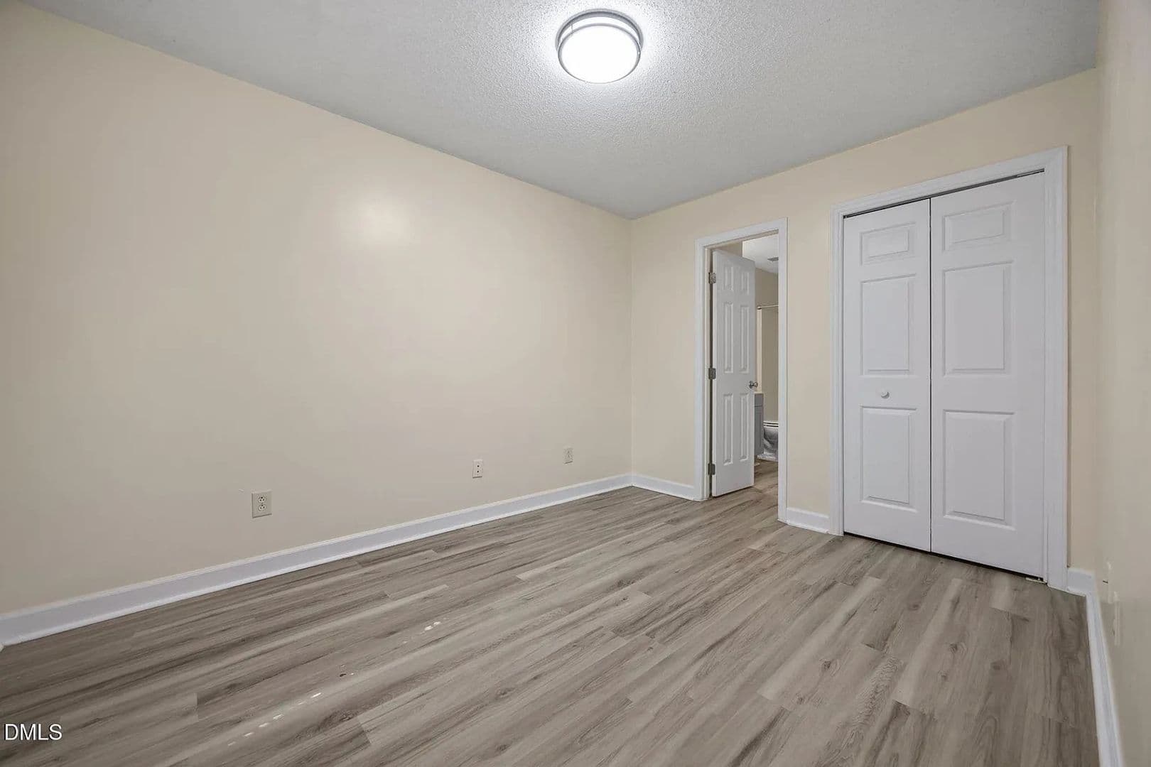 Raleigh House: 1627 Oakland Hills Way